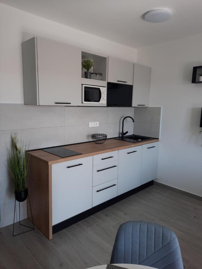 Apartmani Gabrijel Нови-Винодолски Экстерьер фото