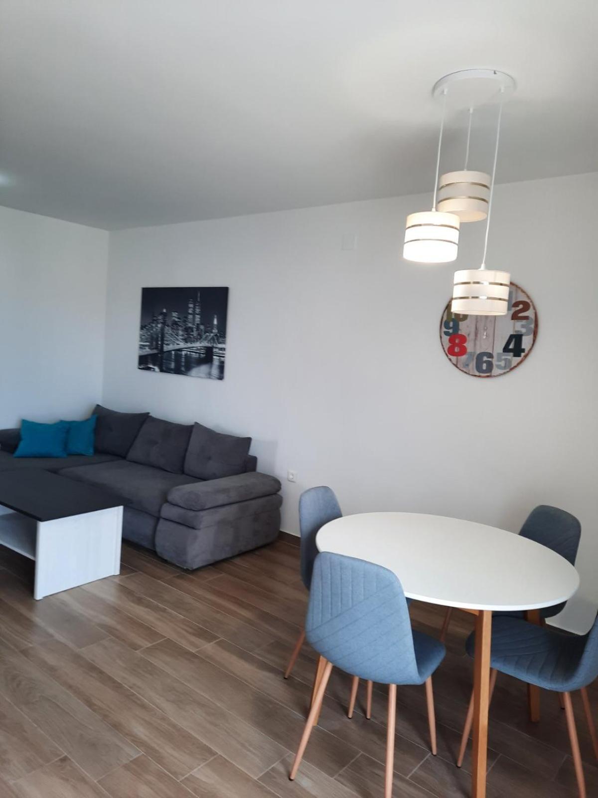 Apartmani Gabrijel Нови-Винодолски Экстерьер фото