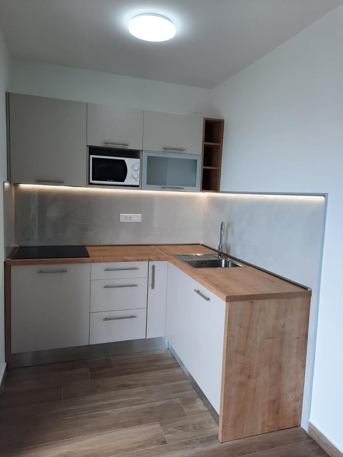 Apartmani Gabrijel Нови-Винодолски Экстерьер фото