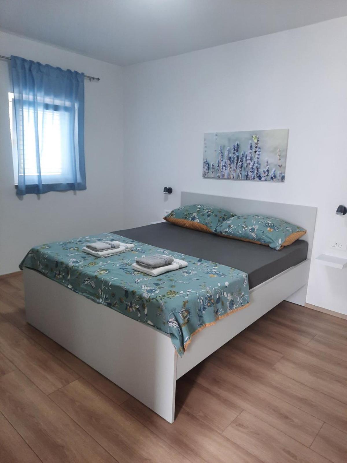 Apartmani Gabrijel Нови-Винодолски Экстерьер фото